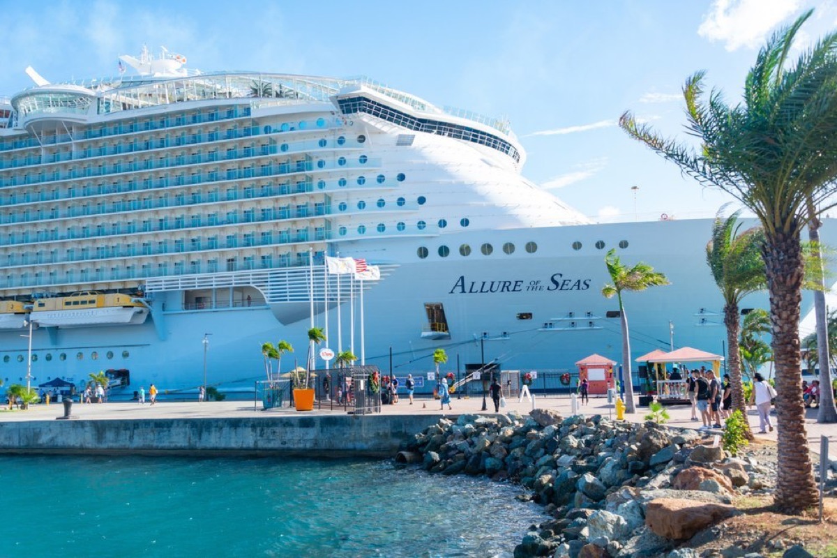 can you get off a cruise early or arrive late