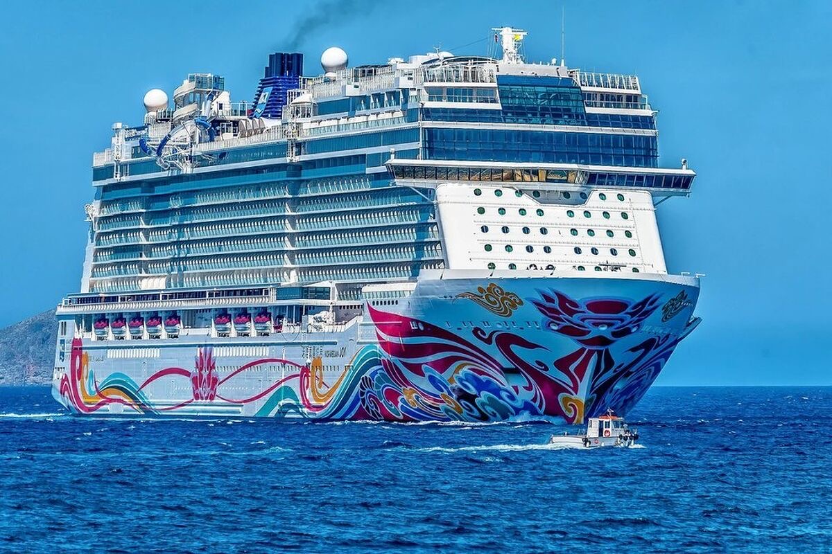 Can You Get Off a Cruise Early or Arrive Late?