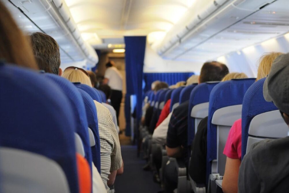 can you switch plane seats what s allowed and when